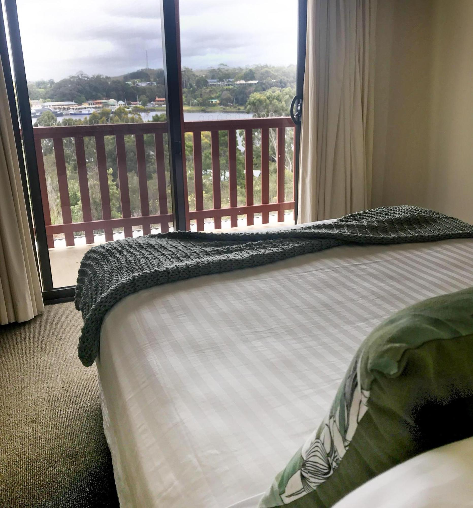 Gordon Gateway Motel Strahan Dış mekan fotoğraf
